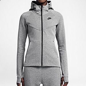 Gray Nike tech fleece wind runner jacket